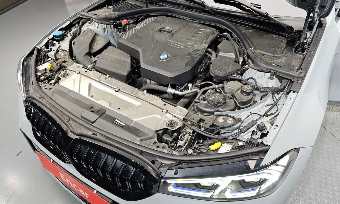 BMW 3-Series 2024 из KR, фото 8