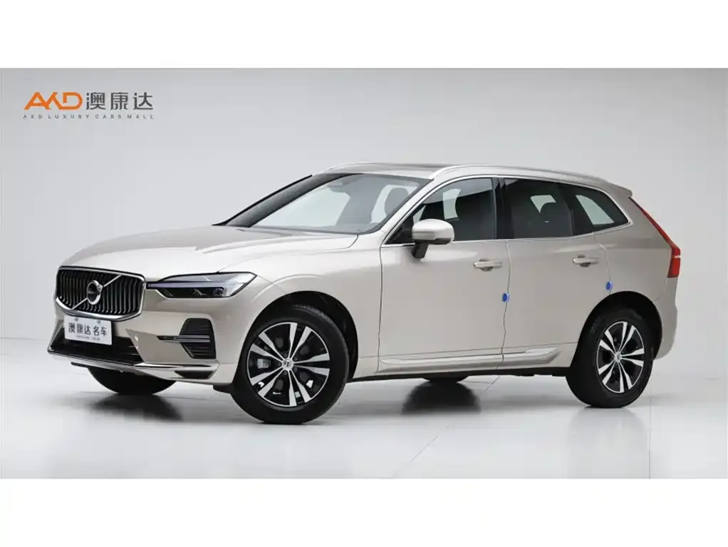 Volvo XC60 — фото 1