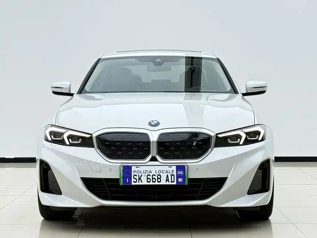 BMW i3 — фото 2