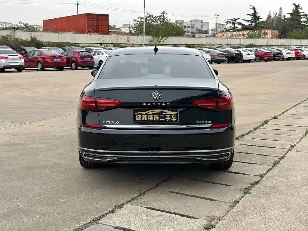Volkswagen Passat — фото 3