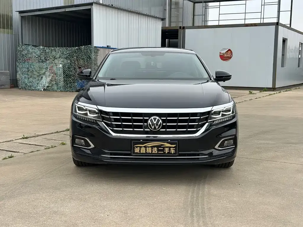 Volkswagen Passat — фото 8