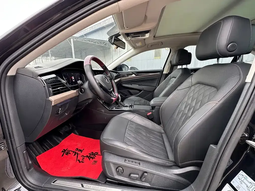 Volkswagen Passat — фото 9