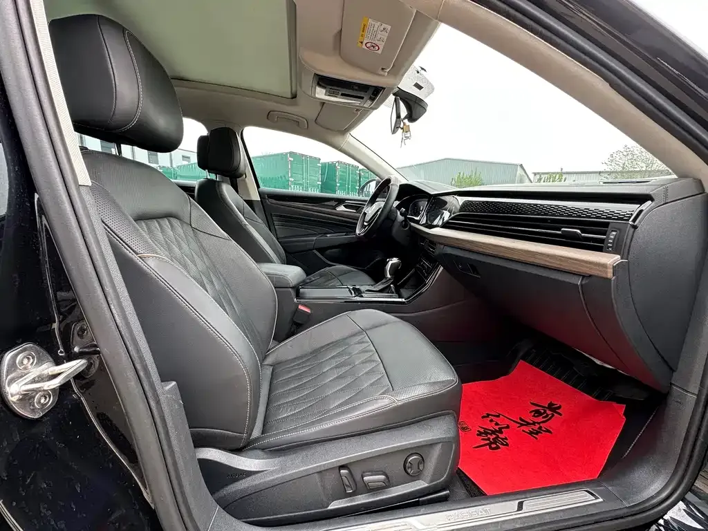Volkswagen Passat — фото 2