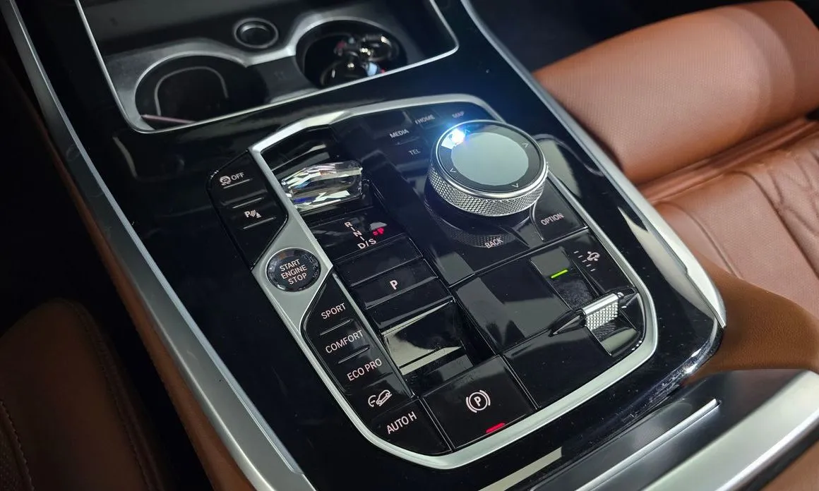 BMW X7 2024 из KR, фото 10