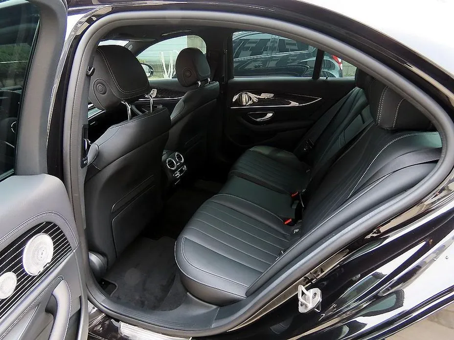Mercedes-Benz E-Class 2023 из KR, фото 7