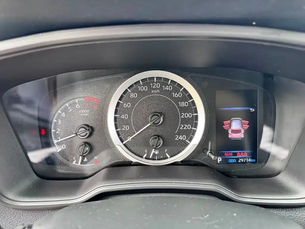 Toyota Frontlander 2023 из CN, фото 2