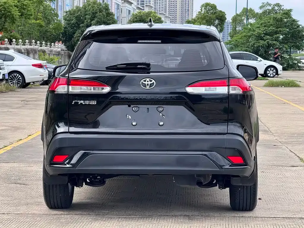 Toyota Frontlander 2023 из CN, фото 8