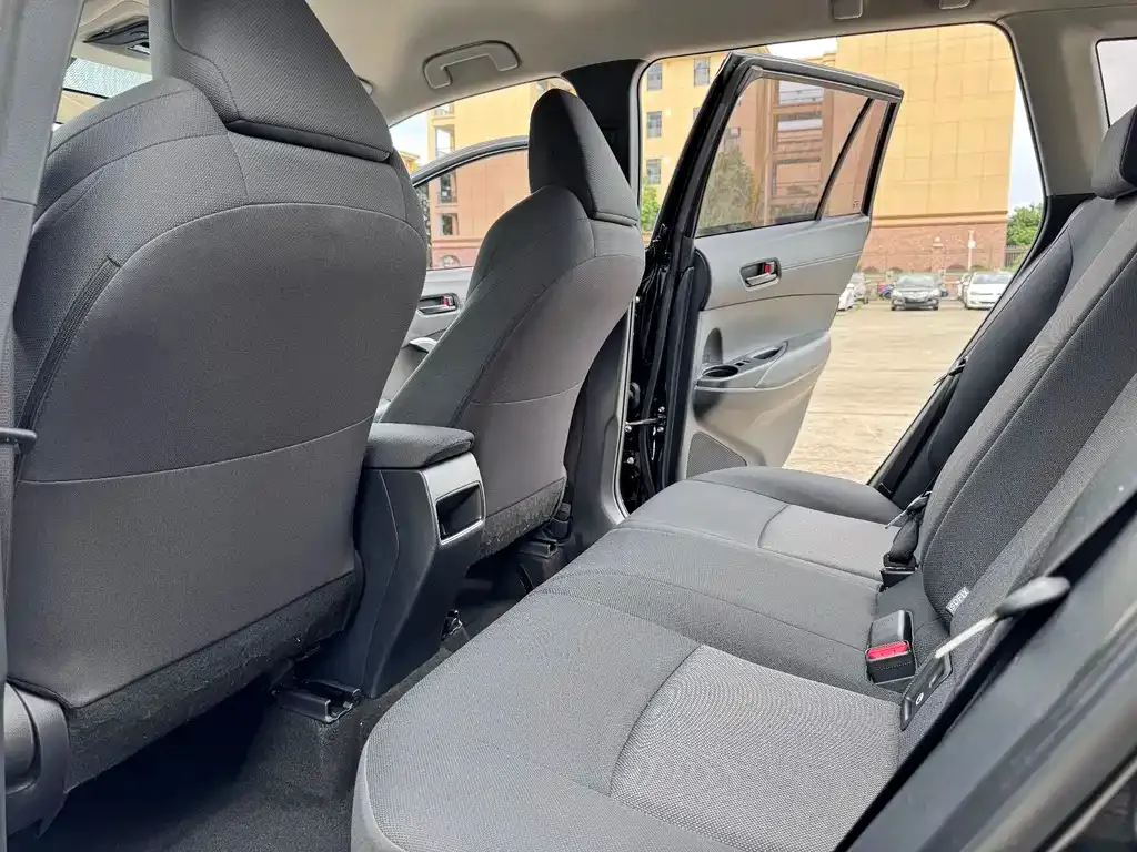 Toyota Frontlander 2023 из CN, фото 3
