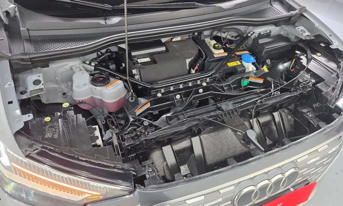 Audi Q4 e-tron 2022 из KR, фото 10