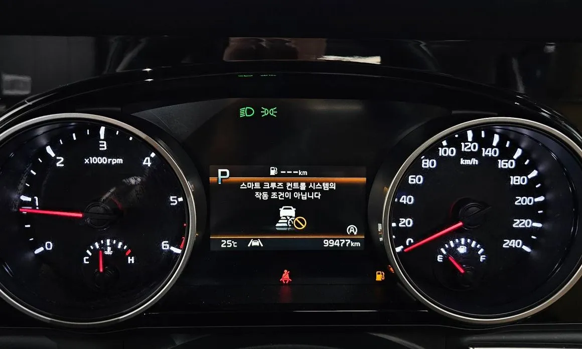 Kia Carnival 2023 из KR, фото 2
