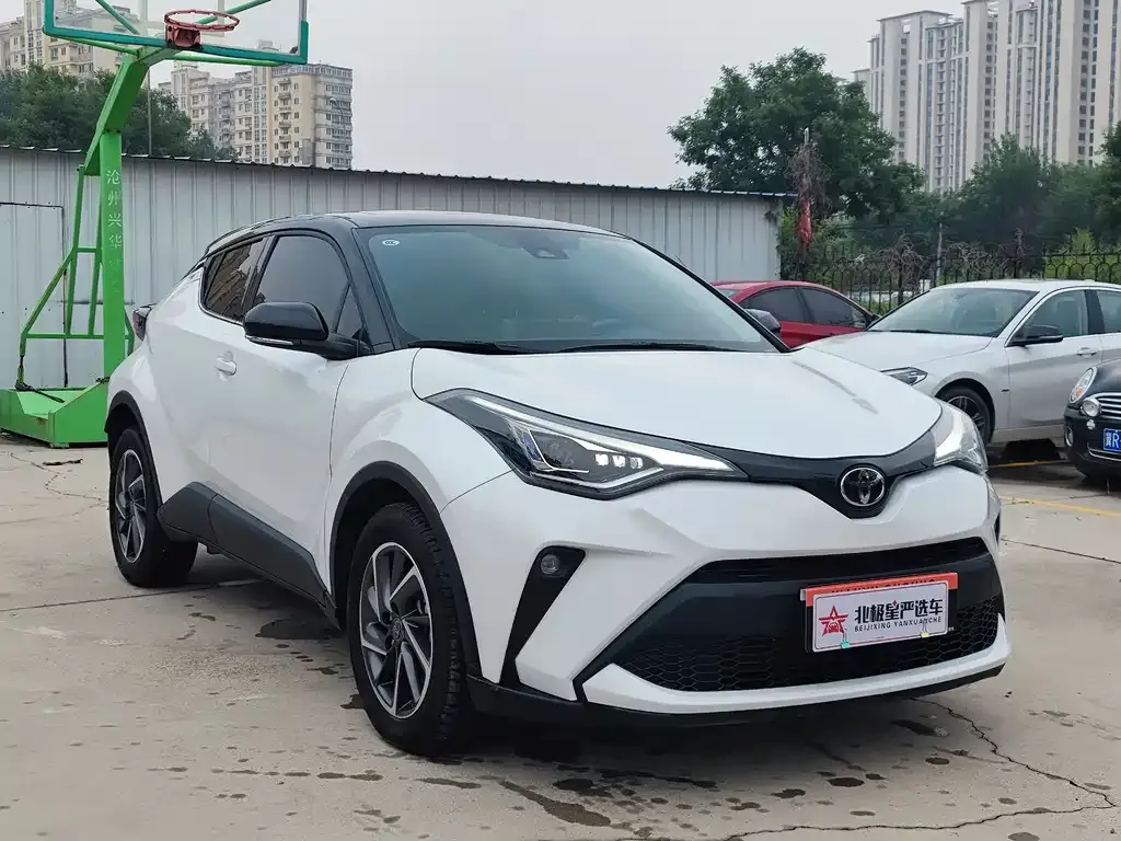 Toyota C-HR 2023 из CN, фото 4