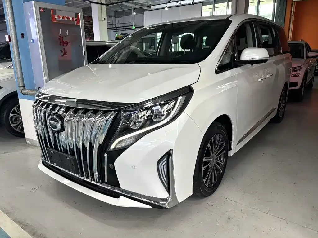 GAC Motor Trumpchi M8 — фото 1