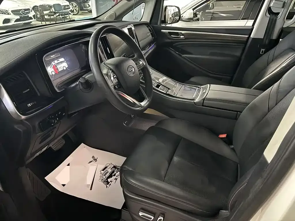 GAC Motor Trumpchi M8 — фото 2