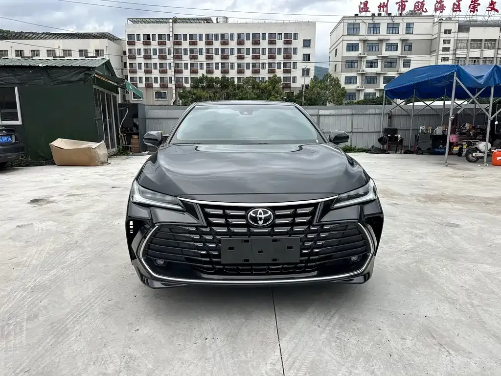 Toyota Avalon 2023 из CN, фото 4