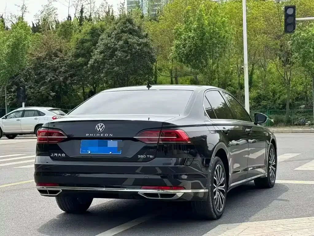 Volkswagen Phideon 2021 из CN, фото 7