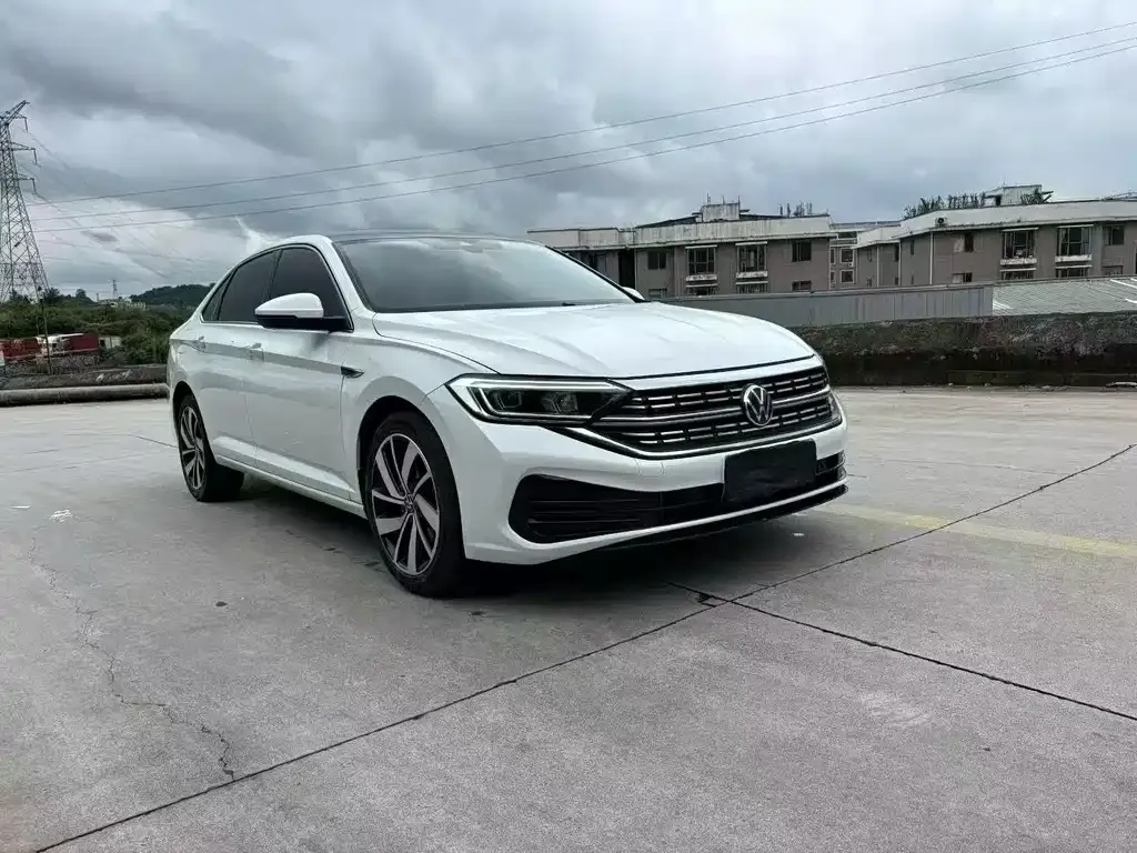 Volkswagen Sagitar