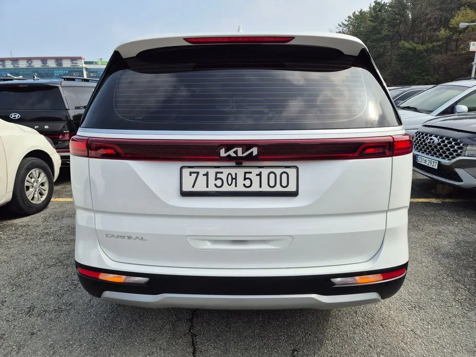 Kia Carnival — фото 2