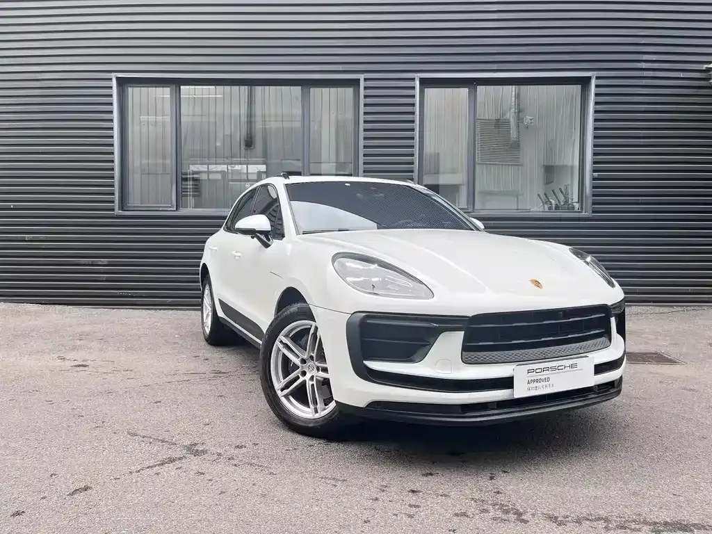Porsche Macan — фото 10