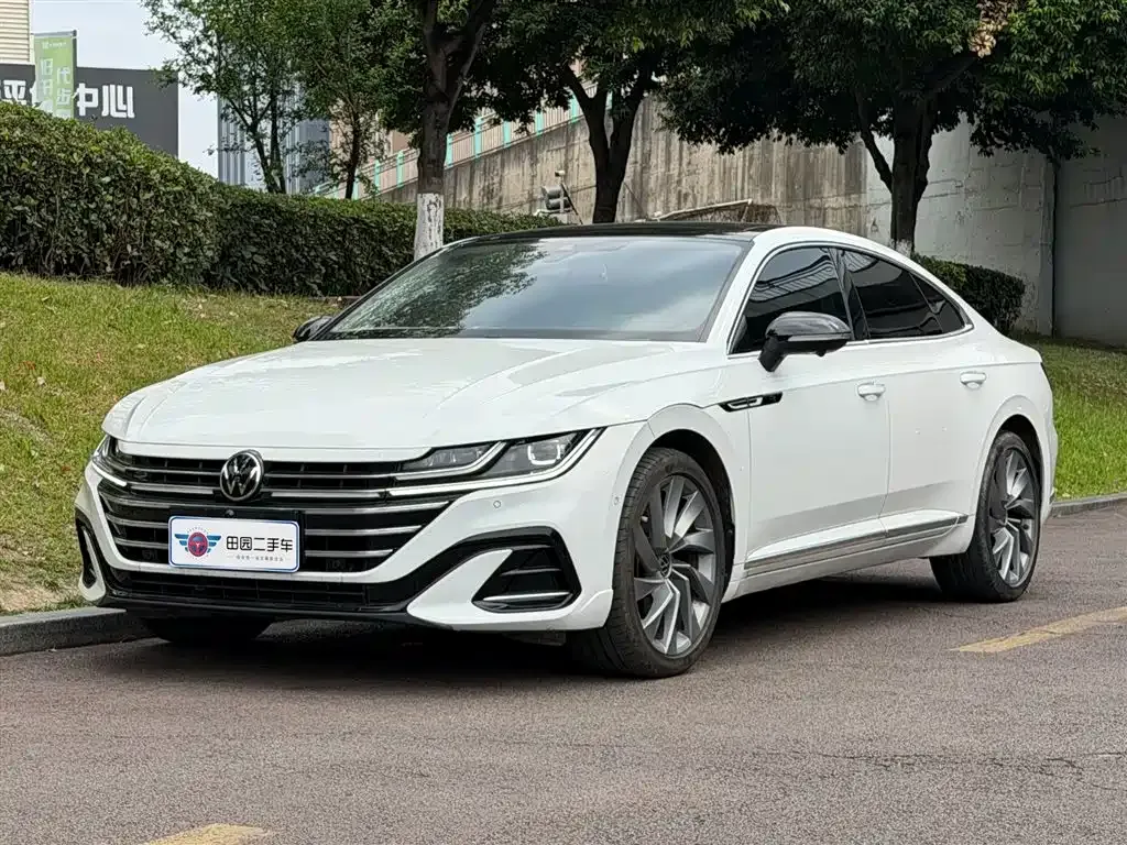 Volkswagen CC — фото 1