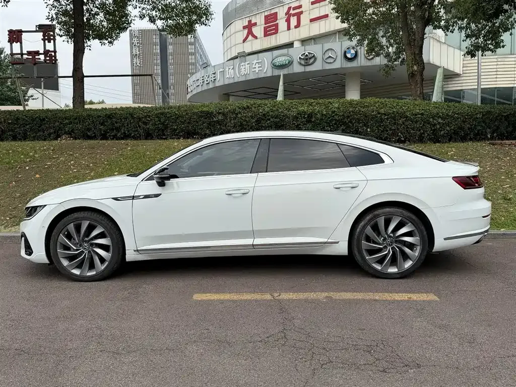 Volkswagen CC — фото 9