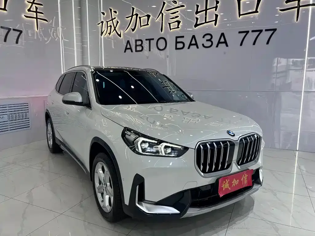 BMW X1 — фото 3