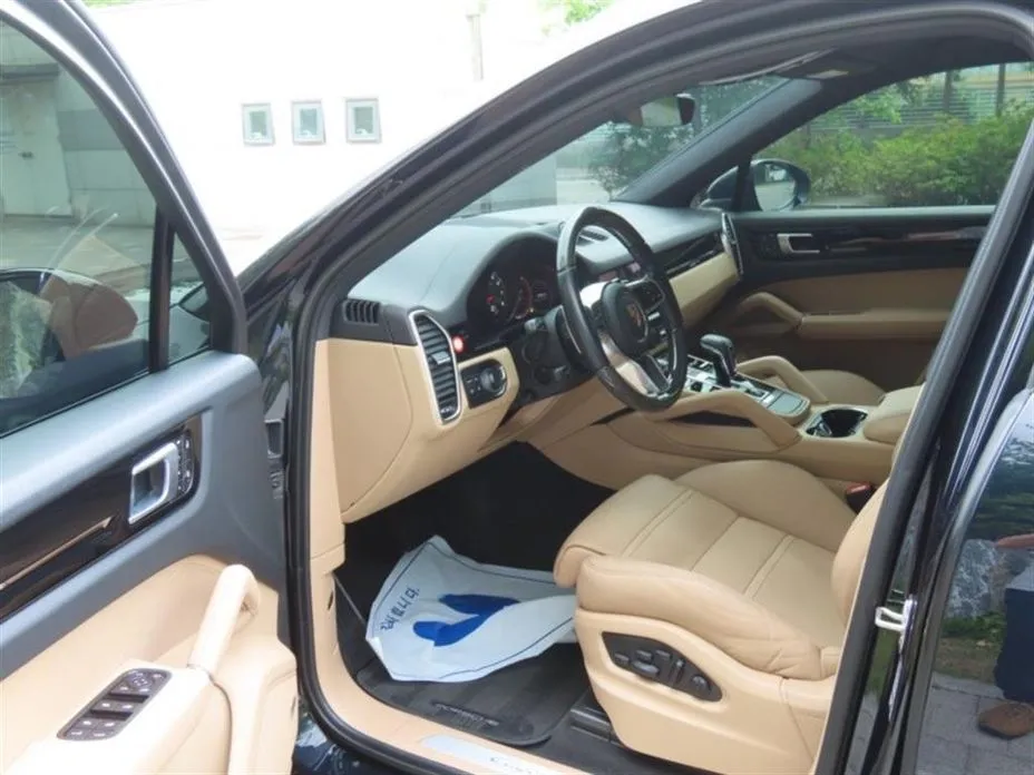 Porsche Cayenne 2022 из KR, фото 3
