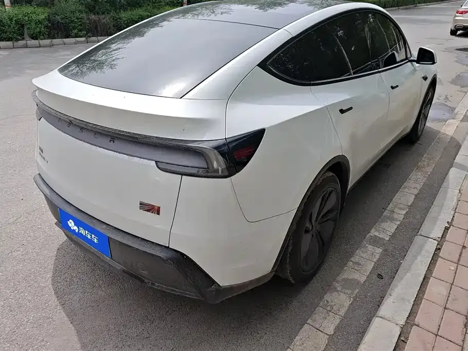 Tesla Model Y — фото 5