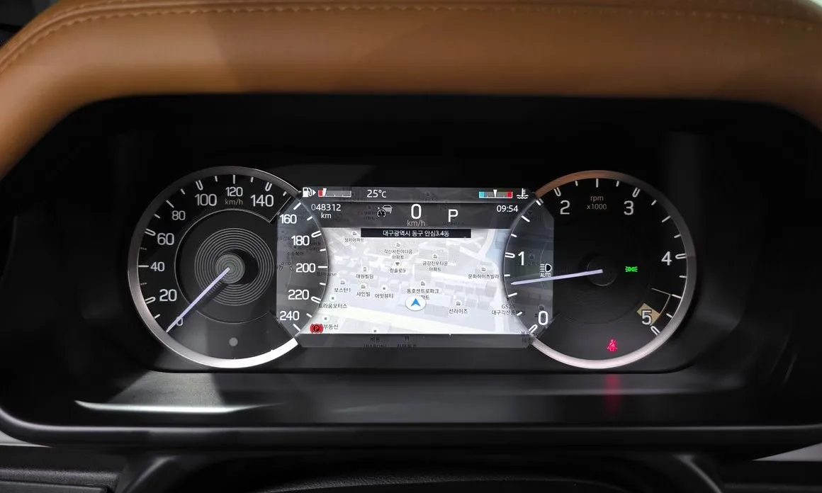 Land Rover Defender 2023 из KR, фото 2