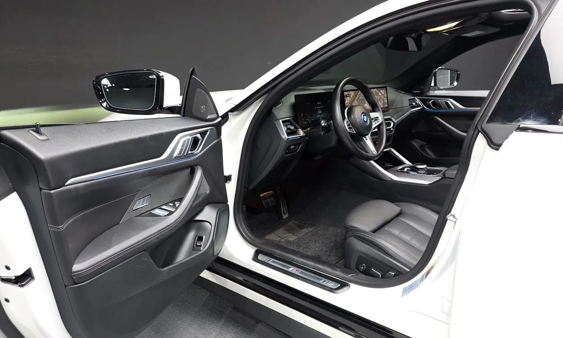 BMW i4 2024 из KR, фото 7