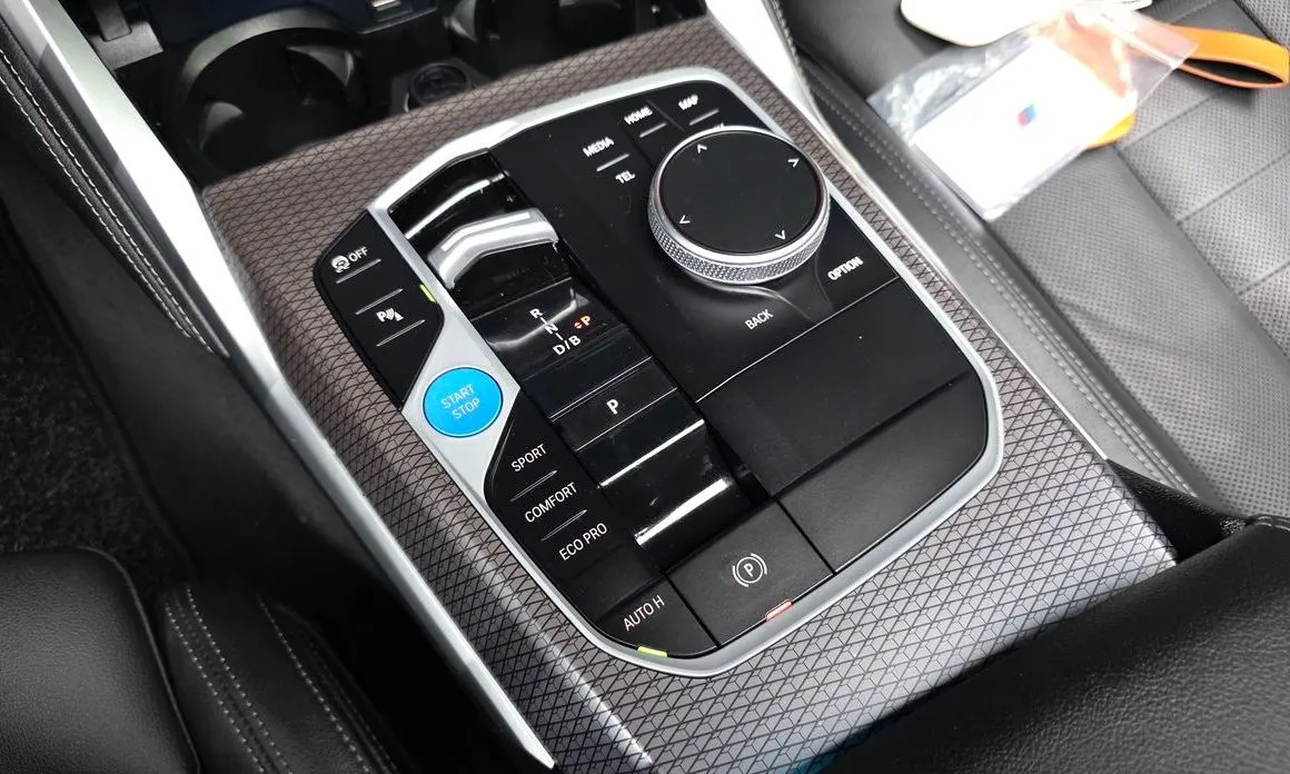 BMW i4 2024 из KR, фото 9