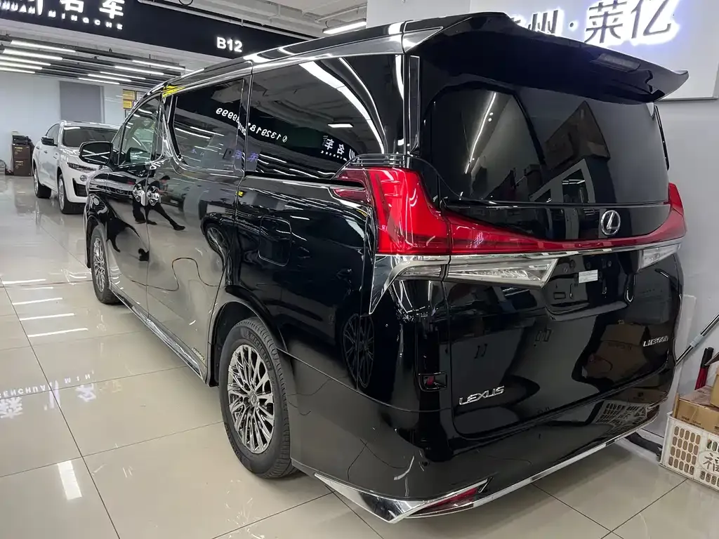 Lexus LM 2021 из CN, фото 8