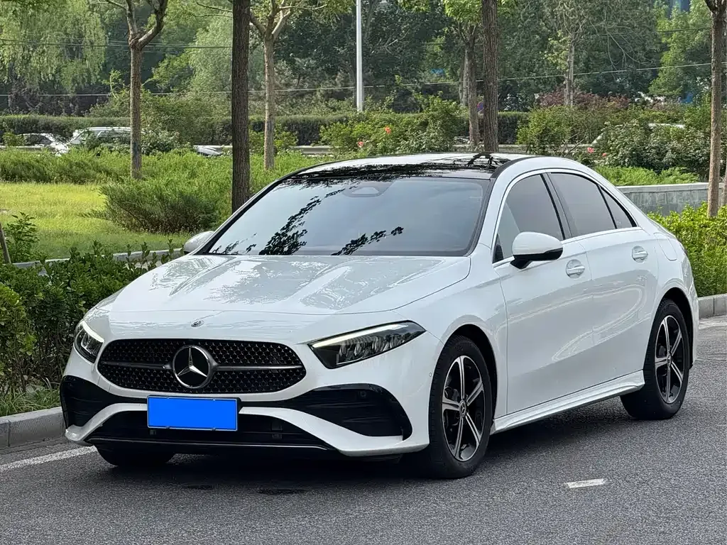 Mercedes-Benz A-Class — фото 1