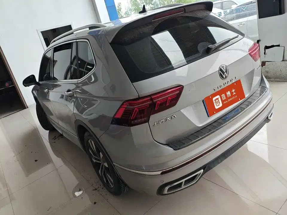 Volkswagen Tiguan L — фото 8