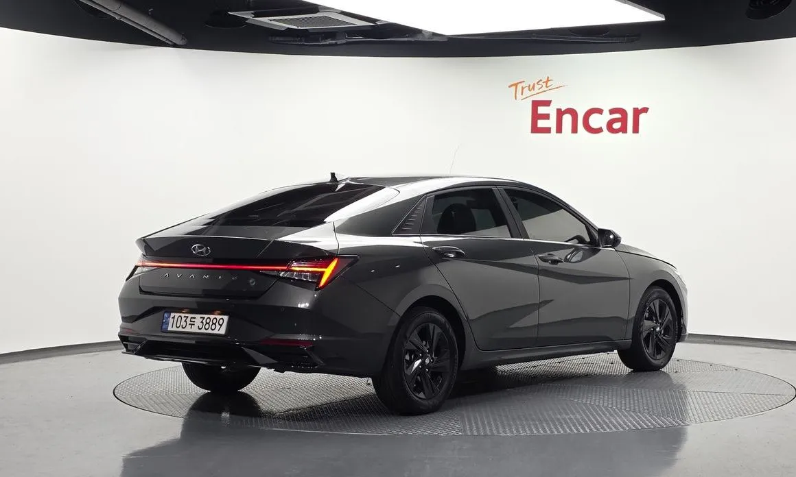 Hyundai AVANTE — фото 4