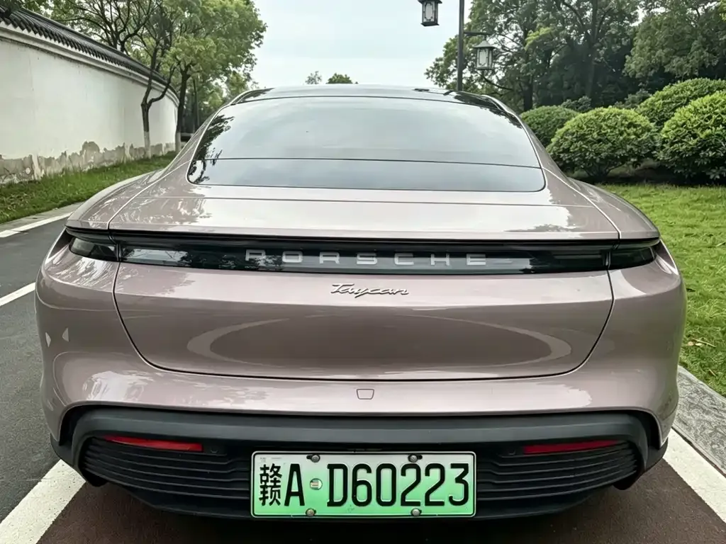Porsche Taycan 2021 из CN, фото 7