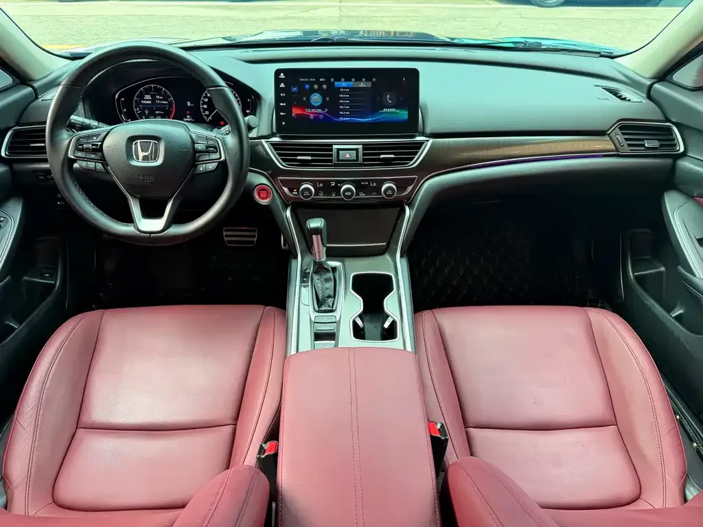 Honda Accord — фото 10