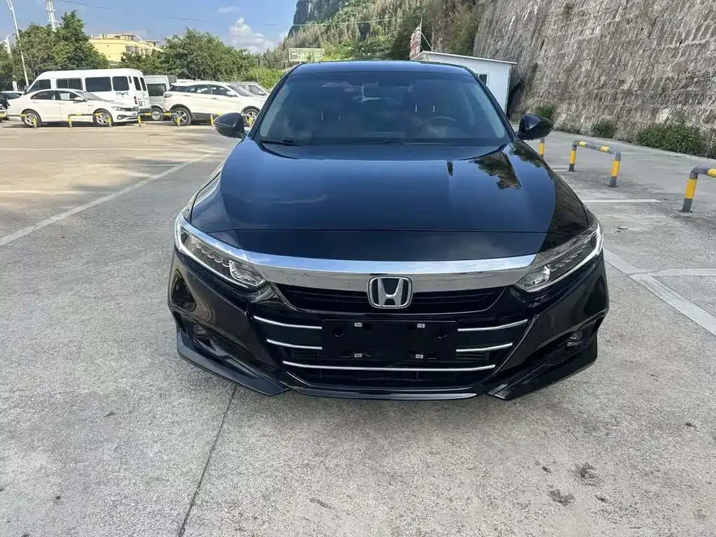 Honda Accord — фото 2