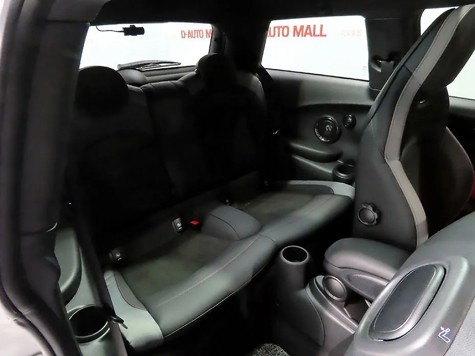Mini Cooper 2021 из KR, фото 10