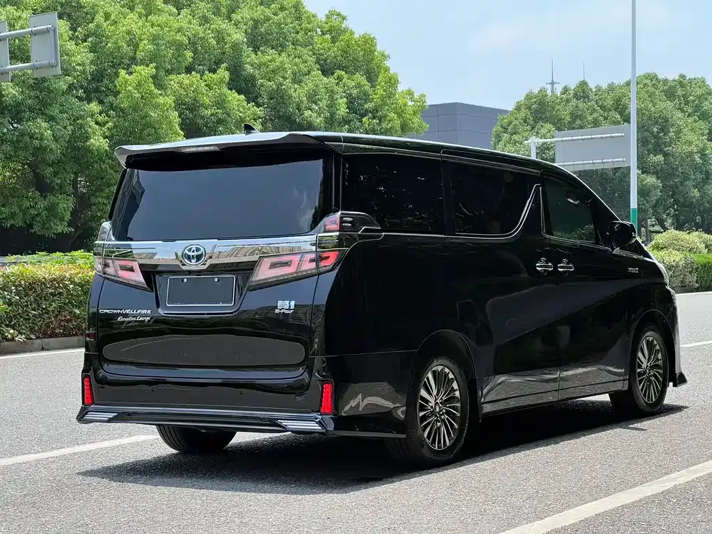 Toyota Vellfire 2021 из CN, фото 9