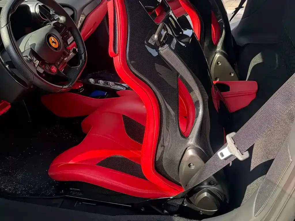 Ferrari F8 — фото 8