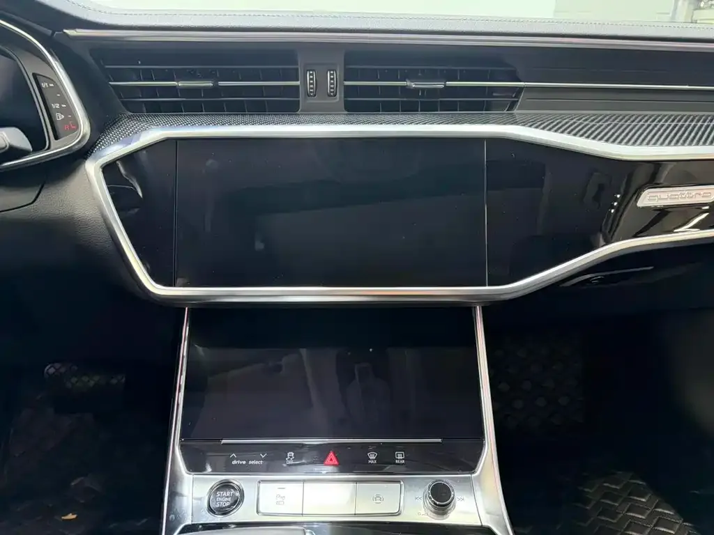 Audi A7 2022 из CN, фото 2
