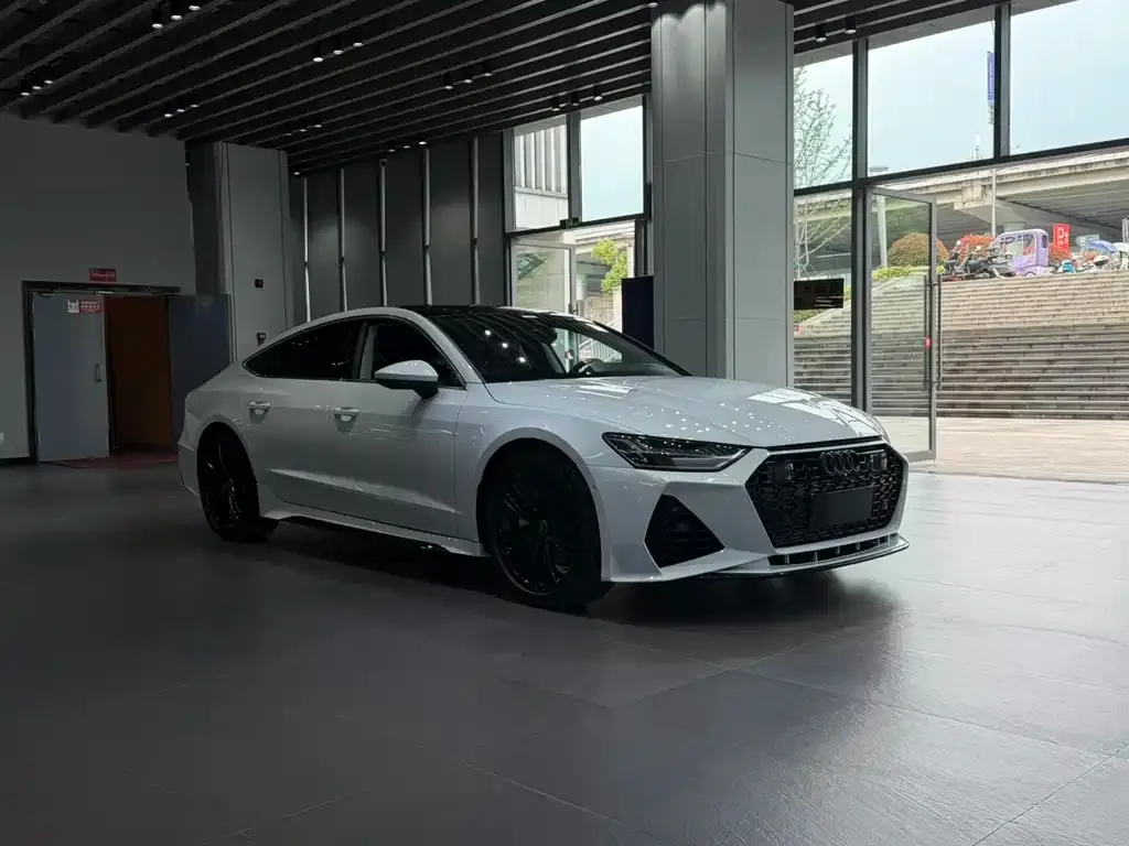 Audi A7 2022 из CN, фото 4
