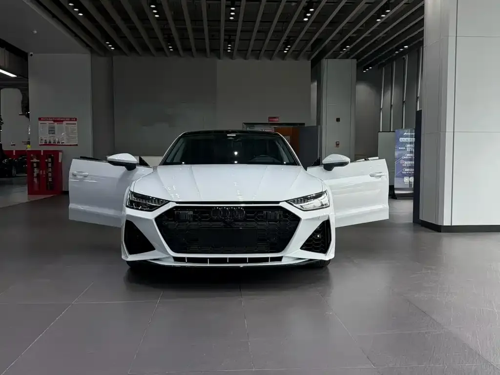 Audi A7 2022 из CN, фото 3