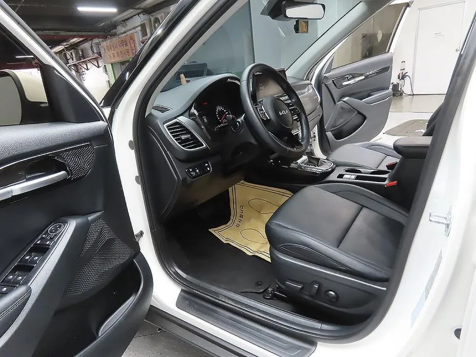 Kia Seltos 2023 из KR, фото 8