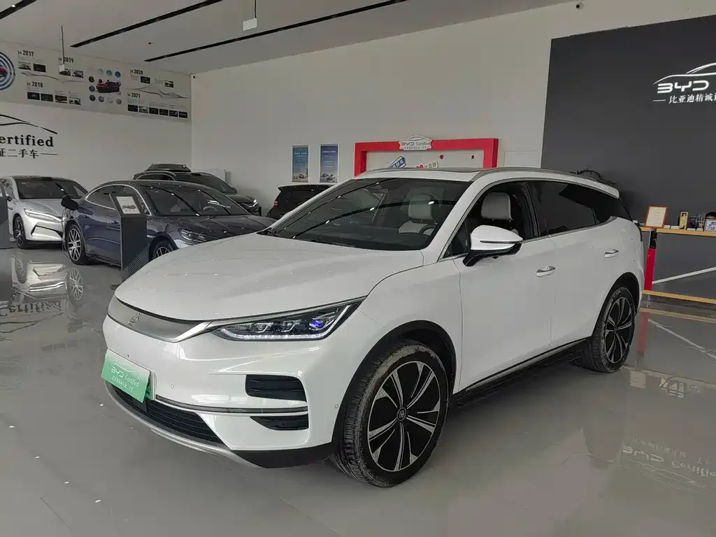 BYD Tang New Energy — фото 1