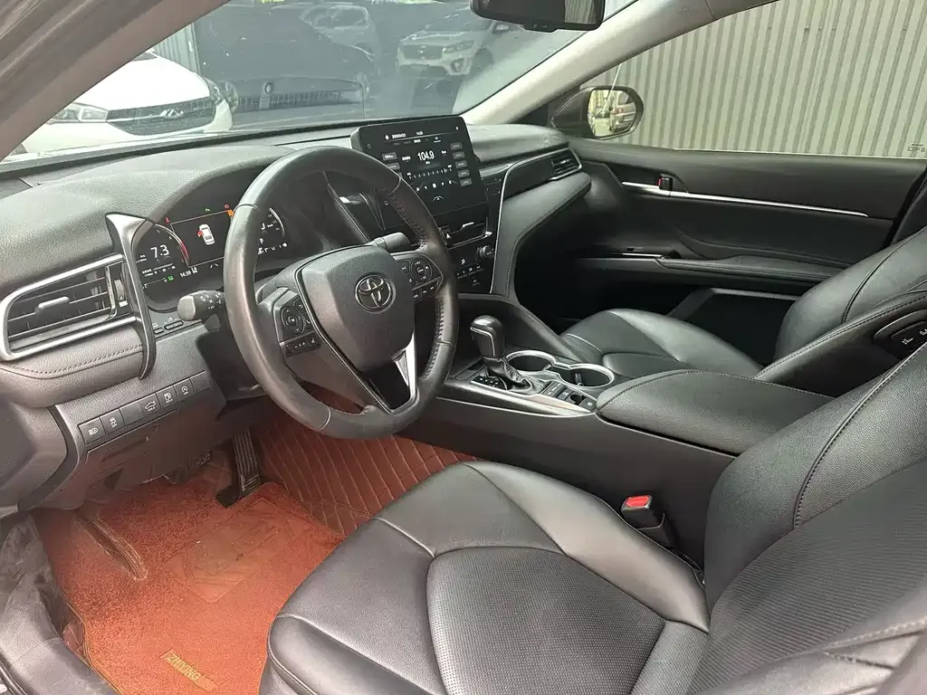 Toyota Camry 2023 из CN, фото 9