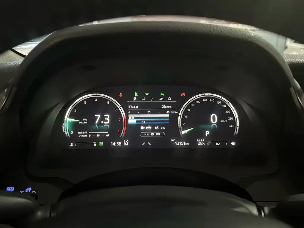 Toyota Camry 2023 из CN, фото 7