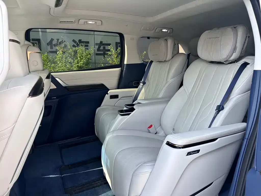 Buick Century 2023 из CN, фото 4