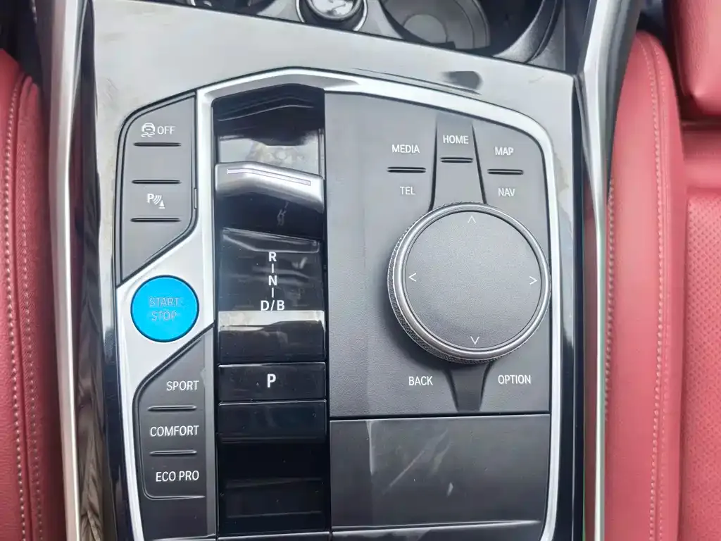 BMW i3 2024 из CN, фото 3