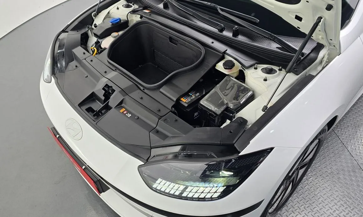 Hyundai Ioniq6 2023 из KR, фото 3